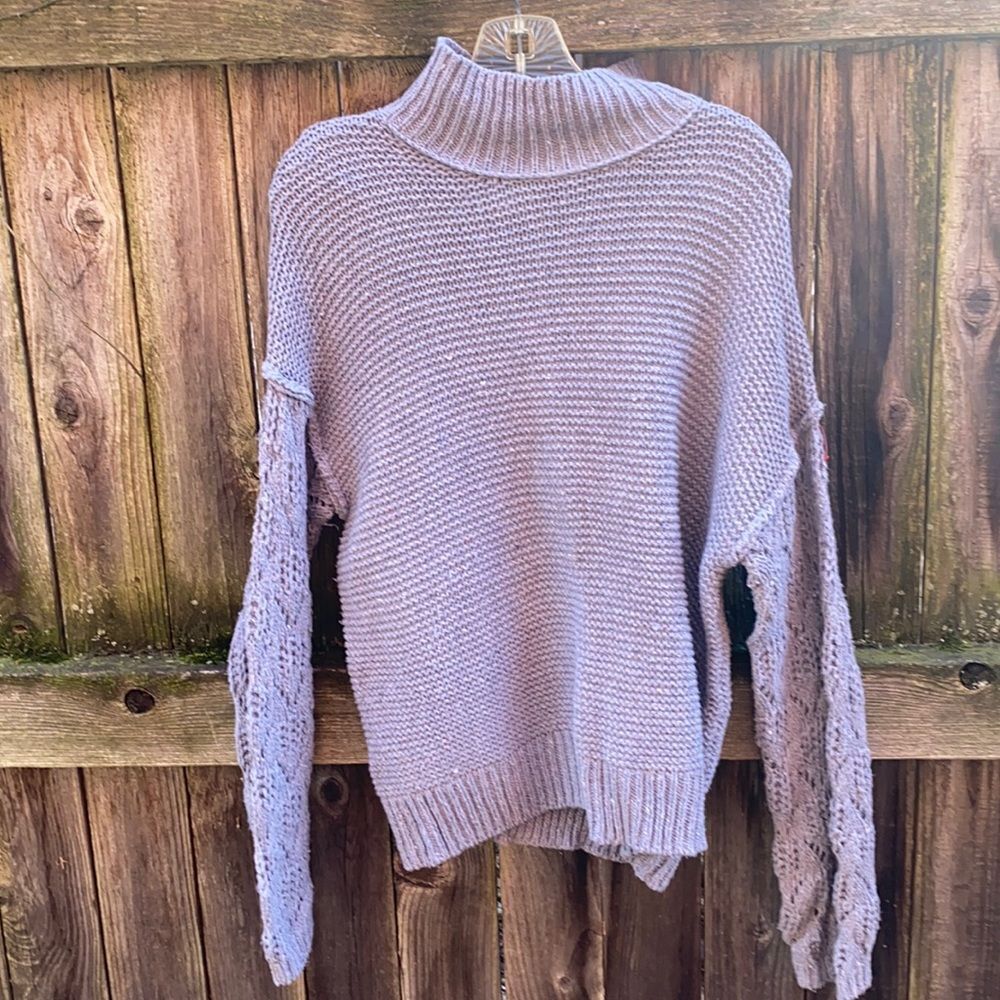 Universal Threads gray sweater sz. L